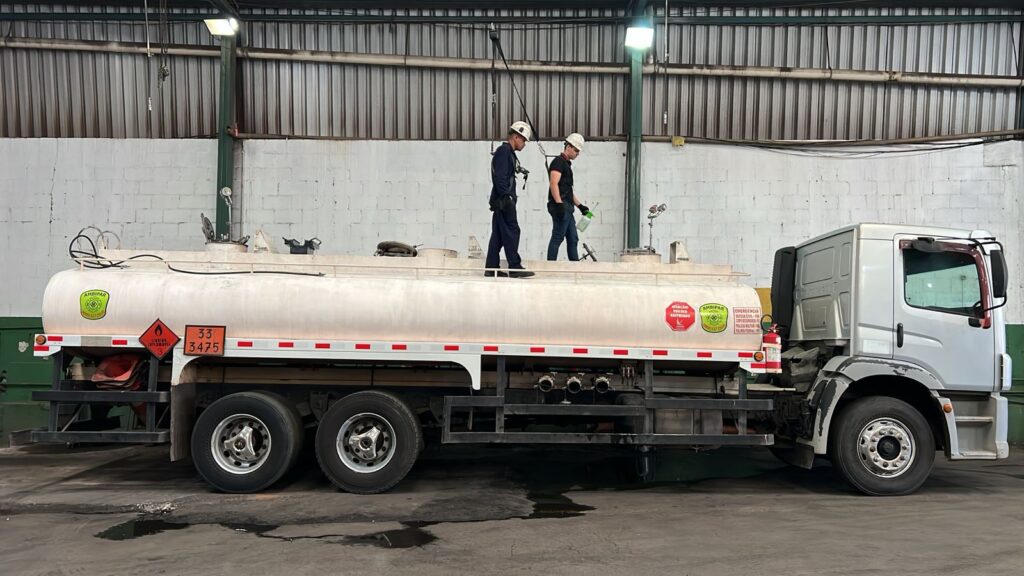 Inspeção para transporte de produtos perigosos: o que é exigido?